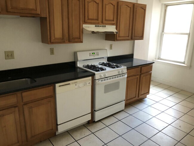 Photo - 1909 Beacon St Unit 2F