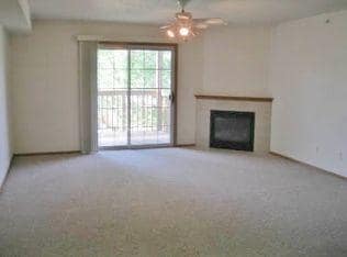 Photo - 642 Kimberlite St