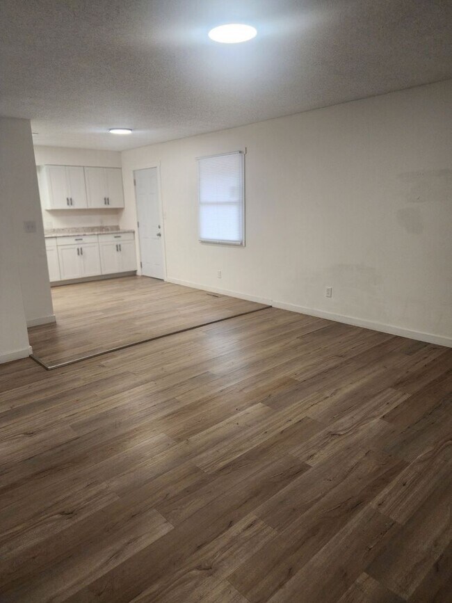 Photo - 4143 W Burbank St Unit A