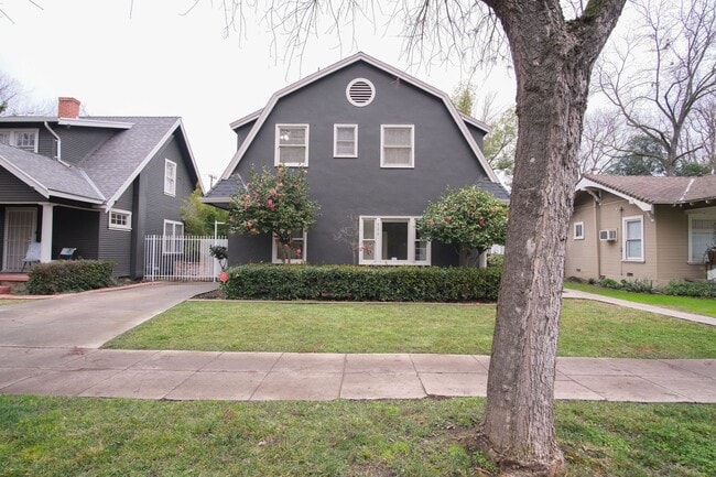 Photo - 424 Sycamore Ave Unit #C