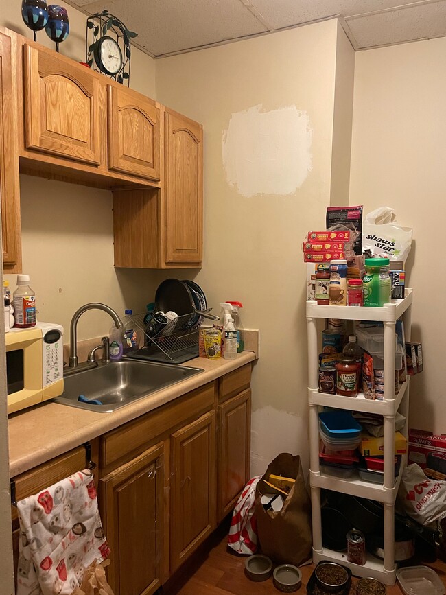 Building Photo - 194 Bennington St Unit 2