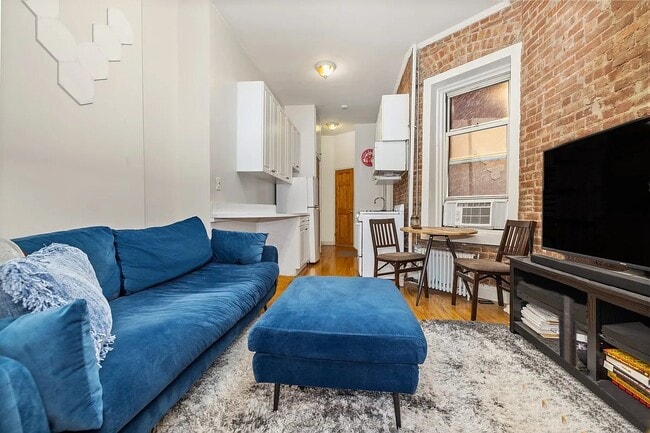 Photo - 240 Sullivan St Unit 12