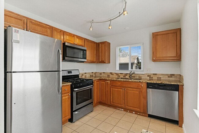 Photo - Newly Renovated 2 bed/1 bath home!!