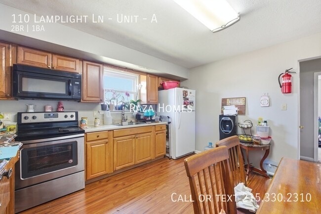 Photo - 110 Lamplight Ln