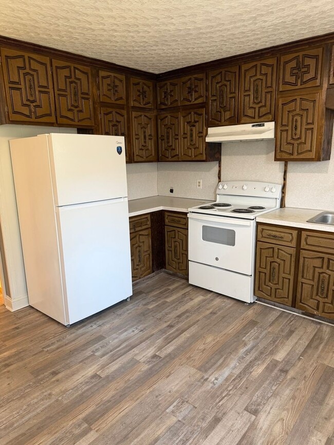 Photo - 915 S Kates Ln