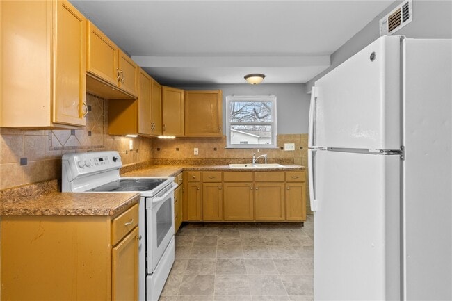 Photo - 2265 Grants Pkwy