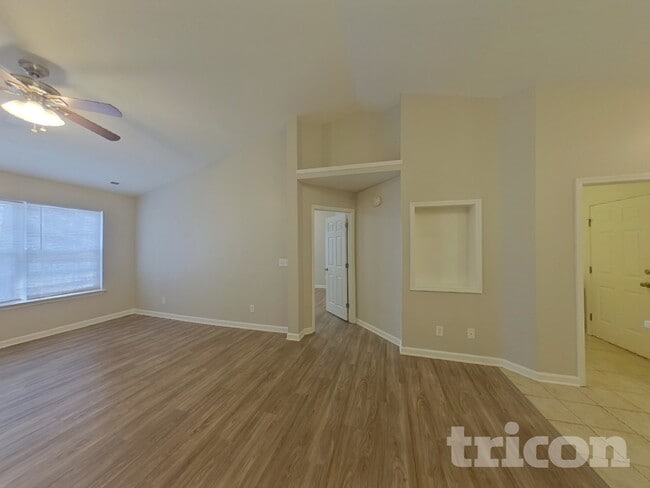 Photo - 6314 Spanish Moss Ln