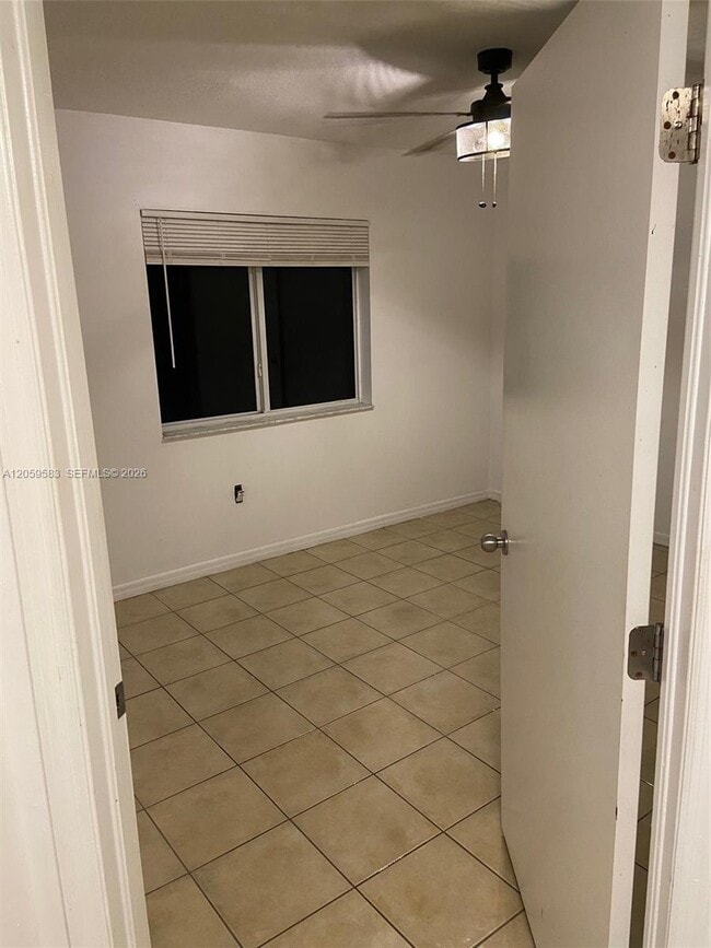 Photo - 1270 SE 31st Ct Unidad 102-35