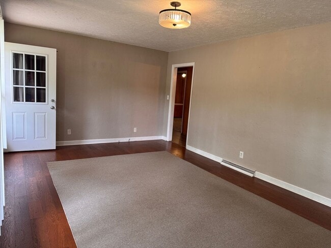 Photo - 2 BED, 2 BATH BRICK HOME LOCATED IN ASHEBORO!