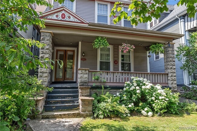 Photo - 370 Bryant St