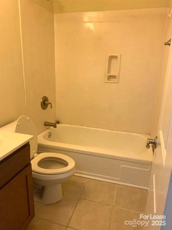 Photo - 1207 Green Oaks Ln Unit L