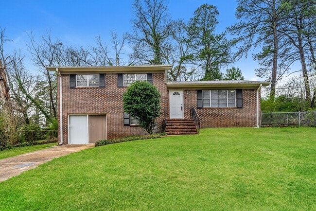 Photo - 1212 Birchwood St House