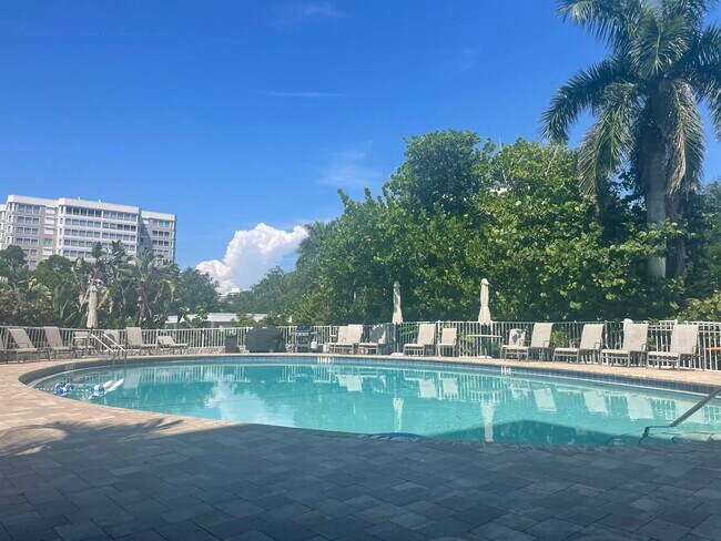 Photo - 5 Bluebill Ave Unit 203