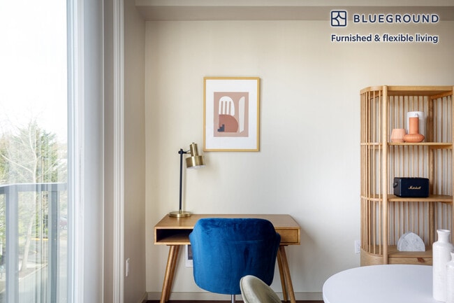 Photo - 8300 160th Ave NE Unidad FL3-ID351