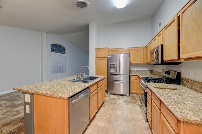 Photo - 116 Appian Way