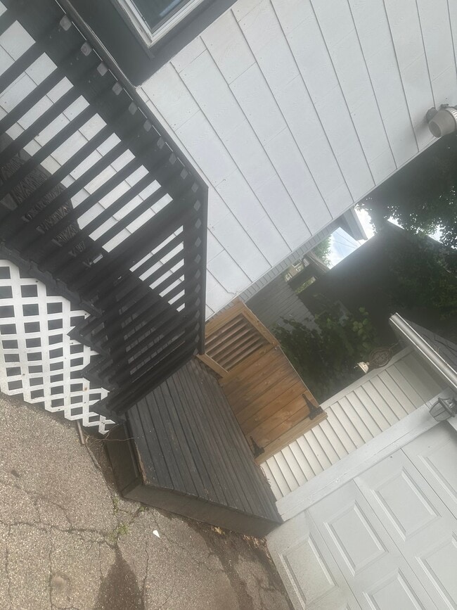 Photo - 615 W Morrell St