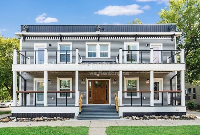 Photo - 800 Douglas St NW