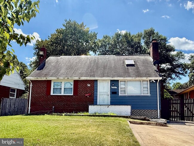 Building Photo - 3127 Nicholson St Rental
