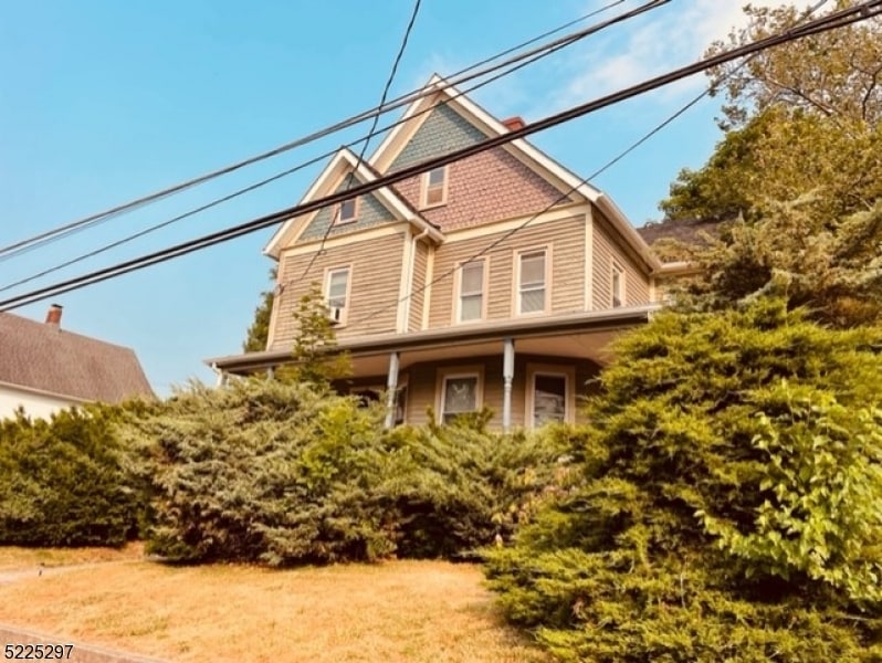 Photo - 20 Ryerson Ave