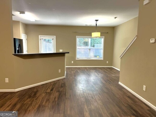 Photo - 538 Oakside Pl