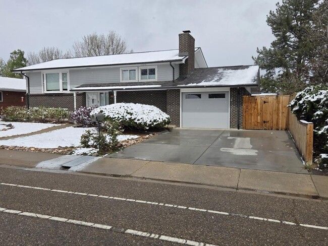 Building Photo - 1358 Northwestern Rd