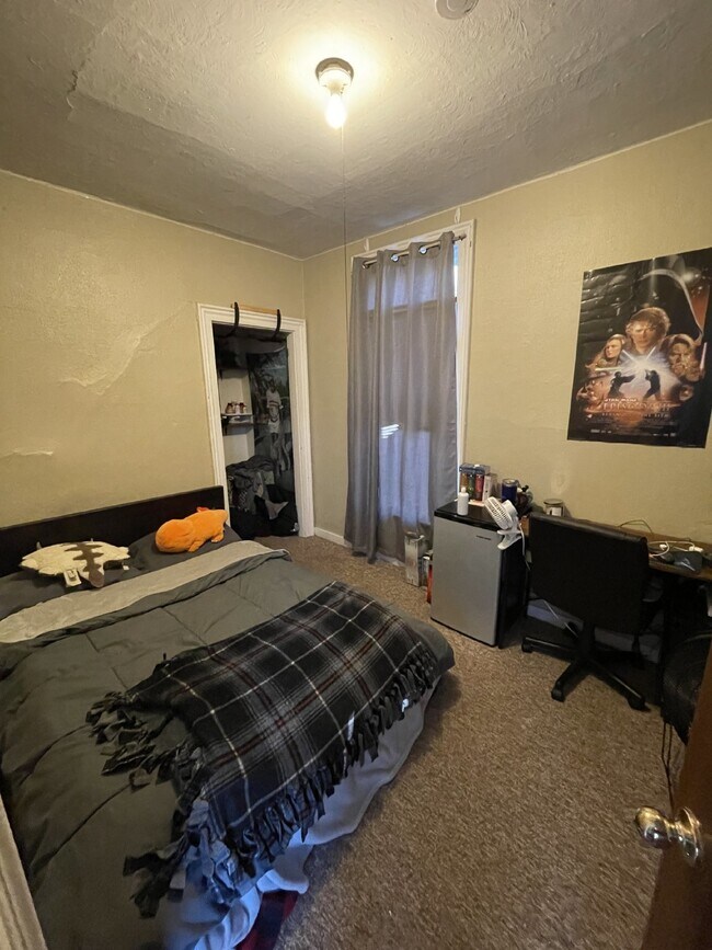 Headline: Sublease Opportunity: looking fo... - Headline: Sublease Opportunity: looking fo... Apartment