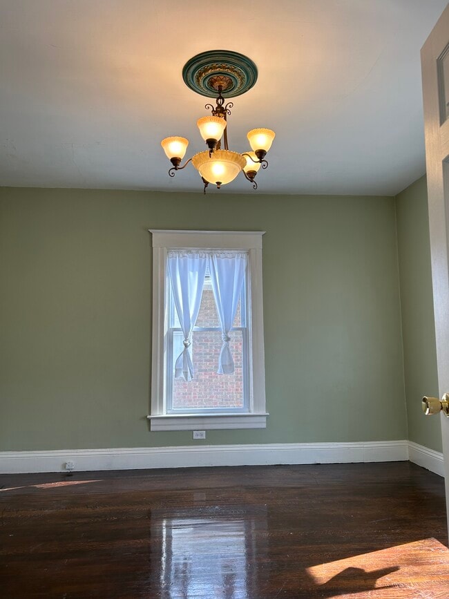 Photo - 503 W Allen St Unit 1