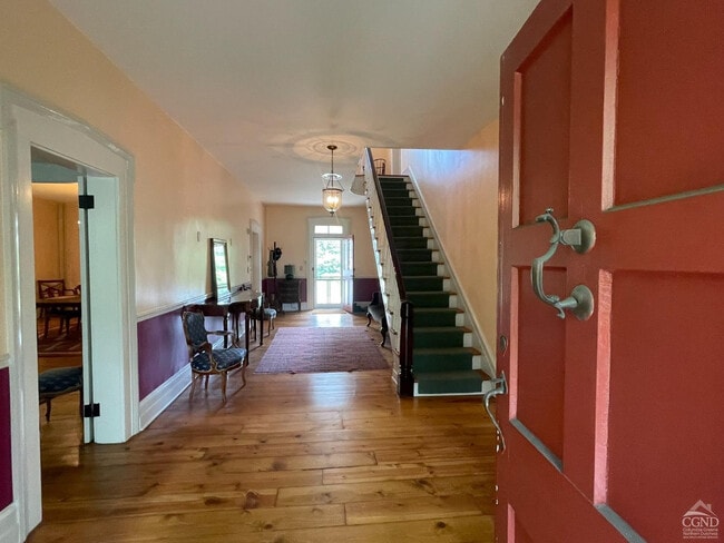 Photo - 5 Stone Mill Rd