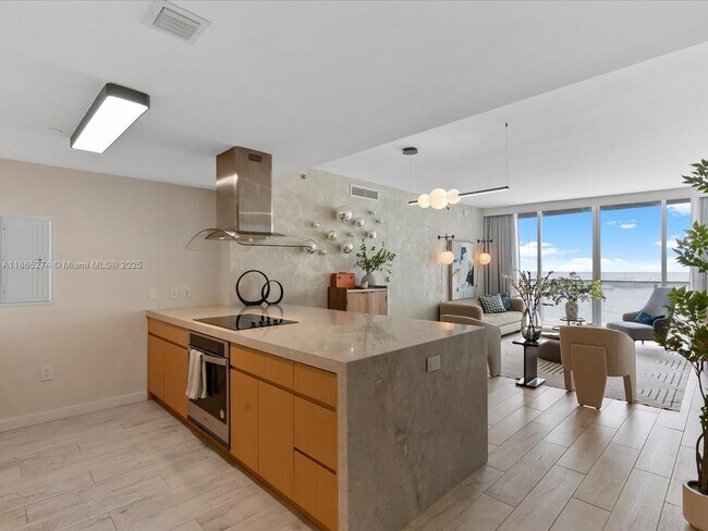 Building Photo - 465 Brickell Ave Unit 4905 Rental