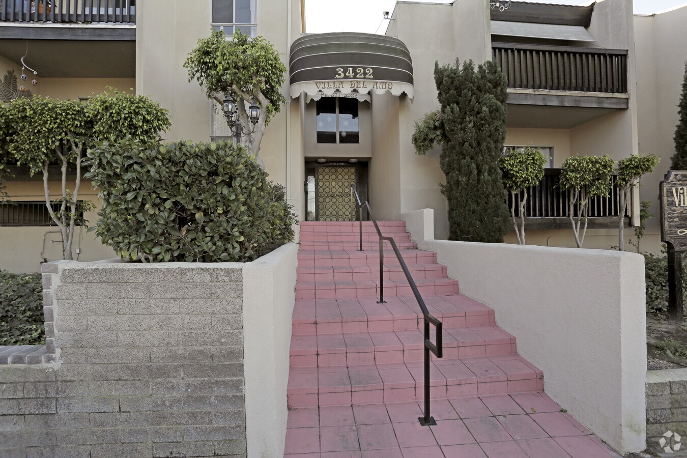 Photo - Villa Del Amo Apartments