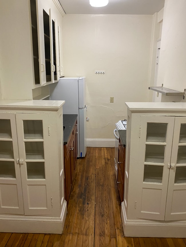 Building Photo - 1610 Massachusetts Ave Unit 1