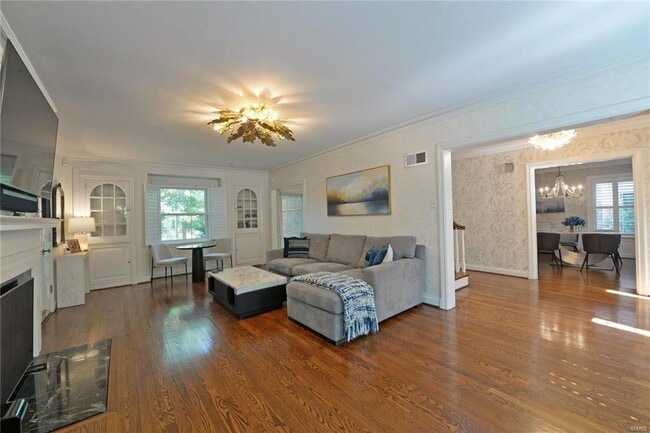 Photo - 937 S Bemiston Ave