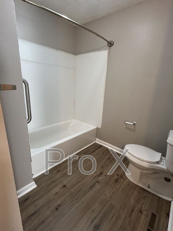 Photo - 1008 S Rouse St