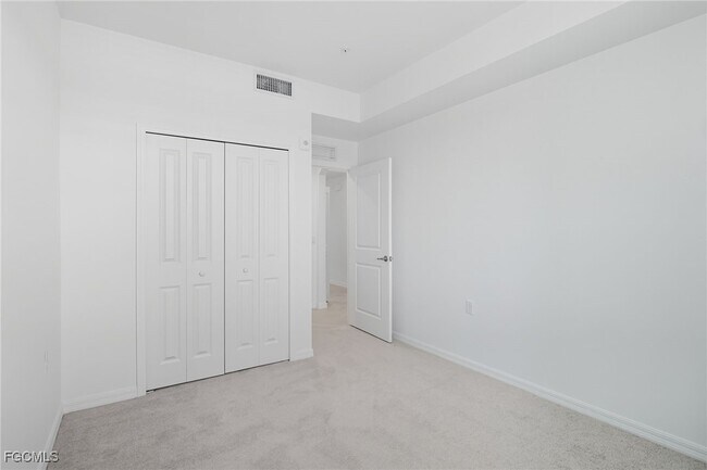Building Photo - 18451 Copperhead Dr Unit 526