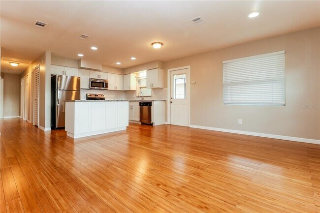 Photo - 4107 W Grace St