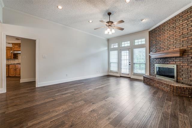 512 Parkview Pl