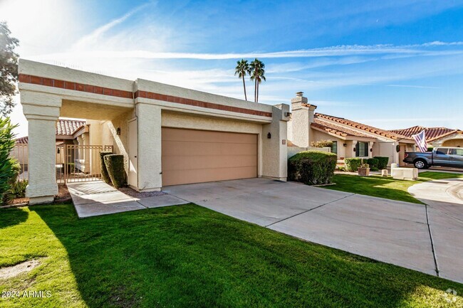 Building Photo - 10017 E Saddlehorn Trail Rental