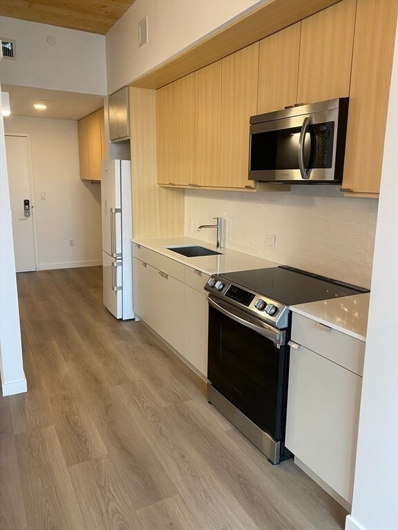 Photo - 154 Broadway Unit 507