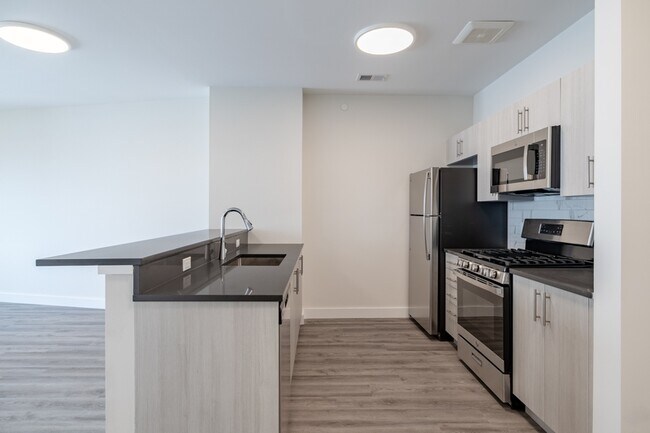 Photo - 72 S Essex Ave