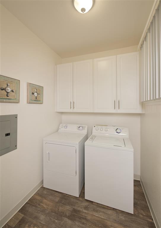 Rosewalk Apartment Homes