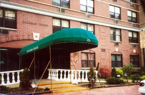 Photo - Columbian Towers Apartments