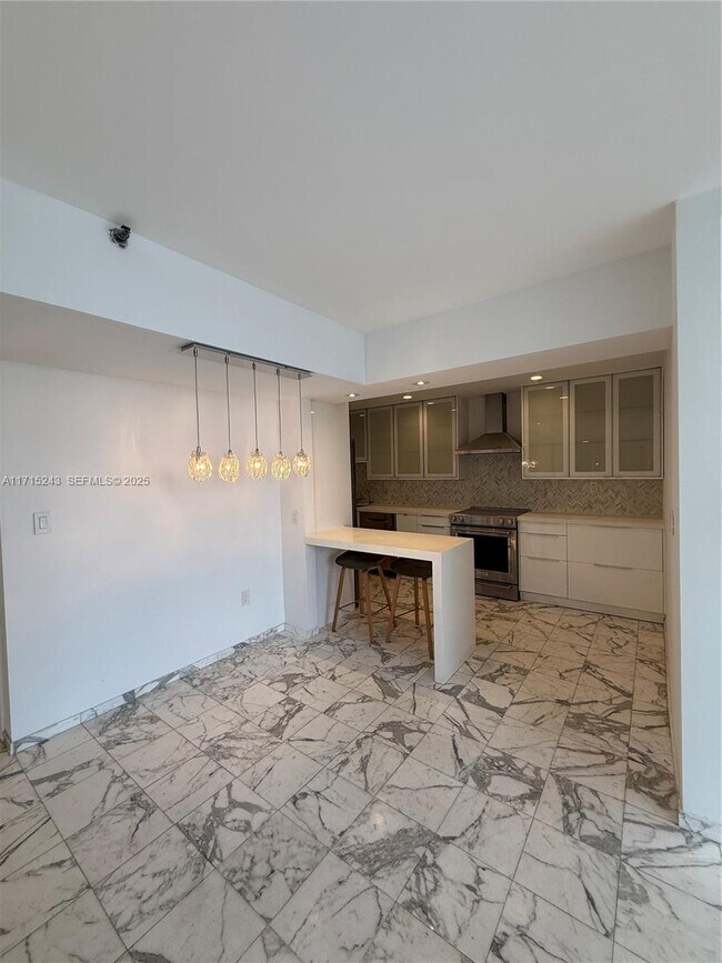 Photo - 19707 Turnberry Way Unit 16C