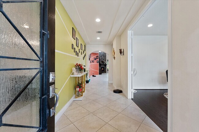 Photo - 28216 Beckwood Dr