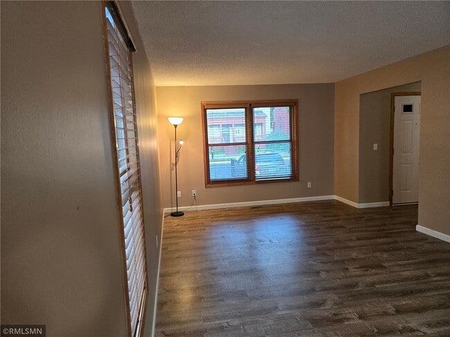 Photo - 614 S 19th Ave