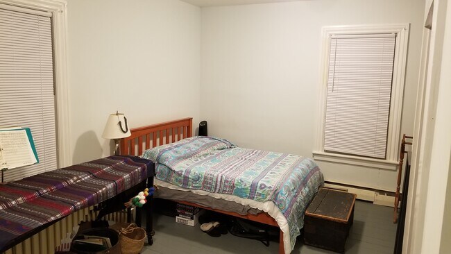 Photo - 3 Battery Hl Unit 1