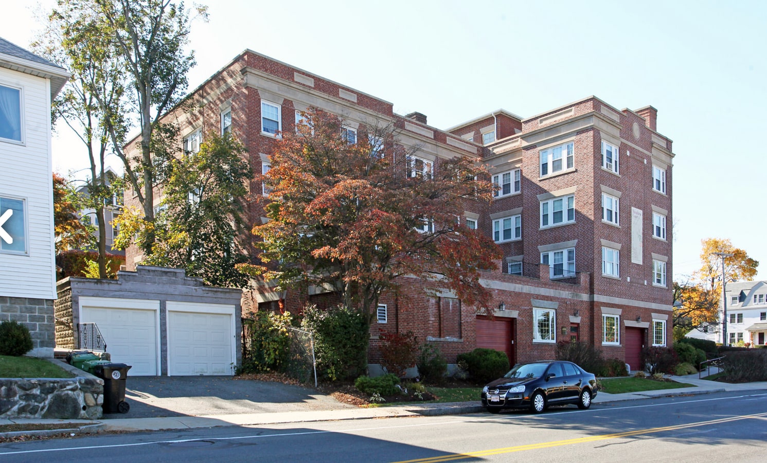 Photo - 550 Belmont St