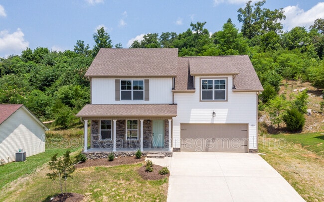 Photo - 628 Drakewood Rd