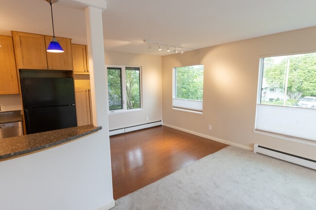 Photo - 1536 G St Unit A
