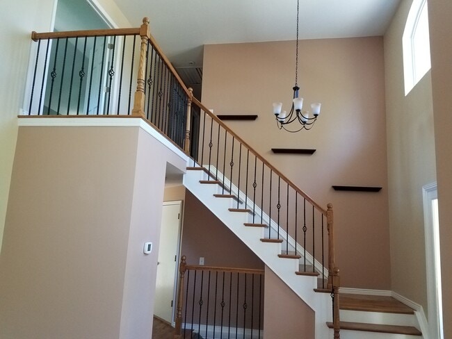 Photo - 16462 W 55th Pl