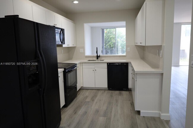 Photo - 5240 NW 102nd Ct